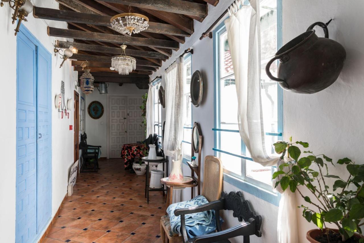 Hostel Patio 19 Malaga Ngoại thất bức ảnh