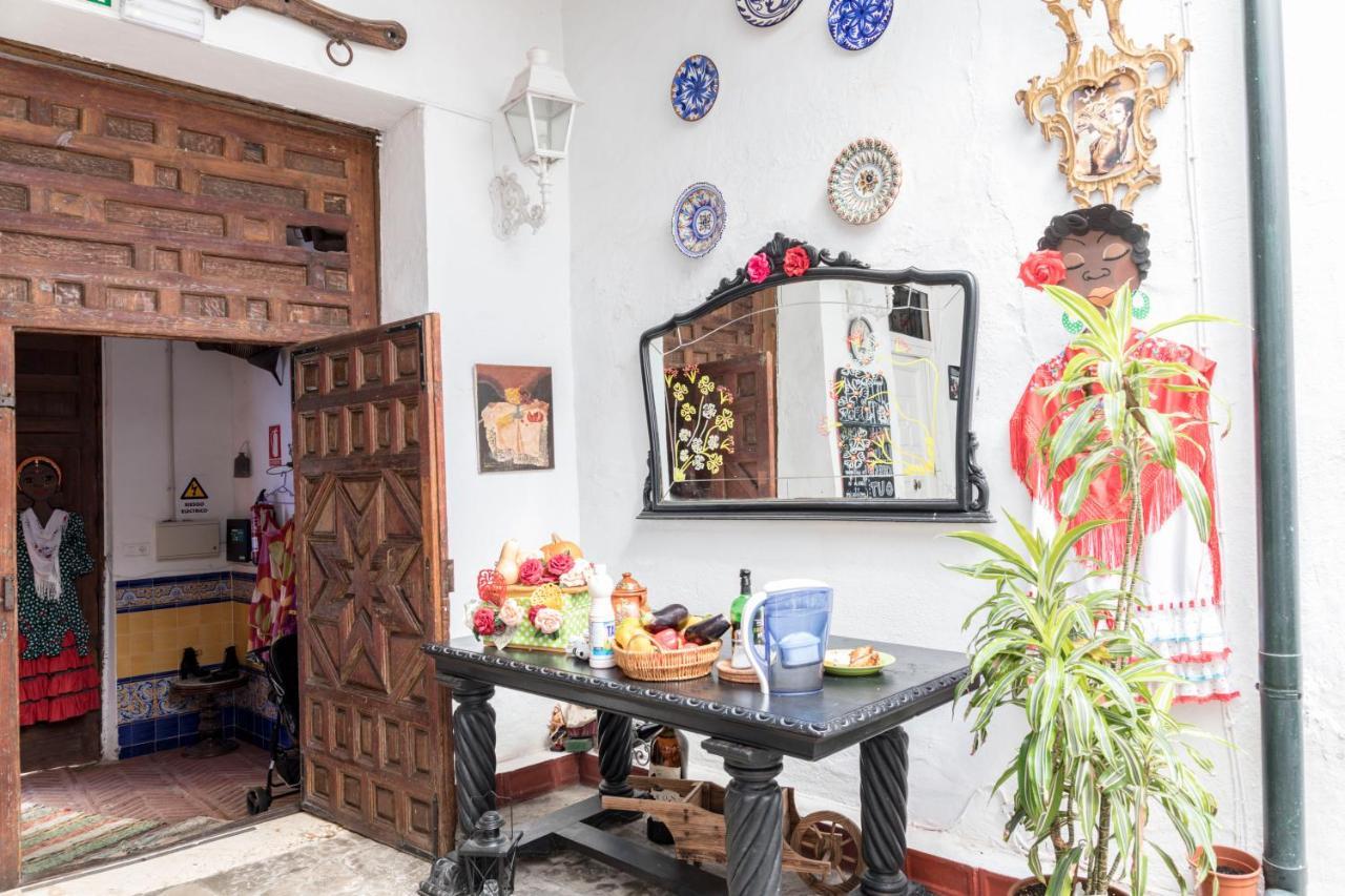 Hostel Patio 19 Malaga Ngoại thất bức ảnh